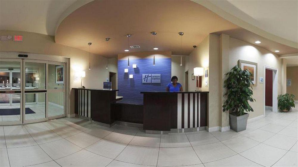 Hotel Express North By Ihg 2*