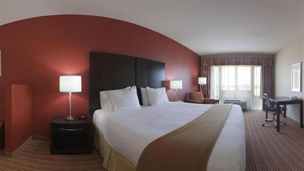 Express North By Ihg Hotel Winona